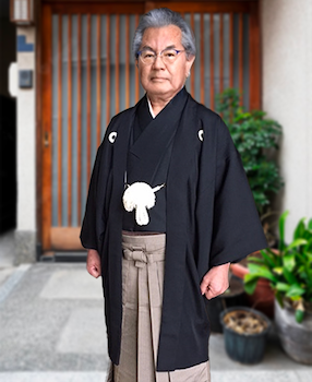 Katsumi Tamaki at home